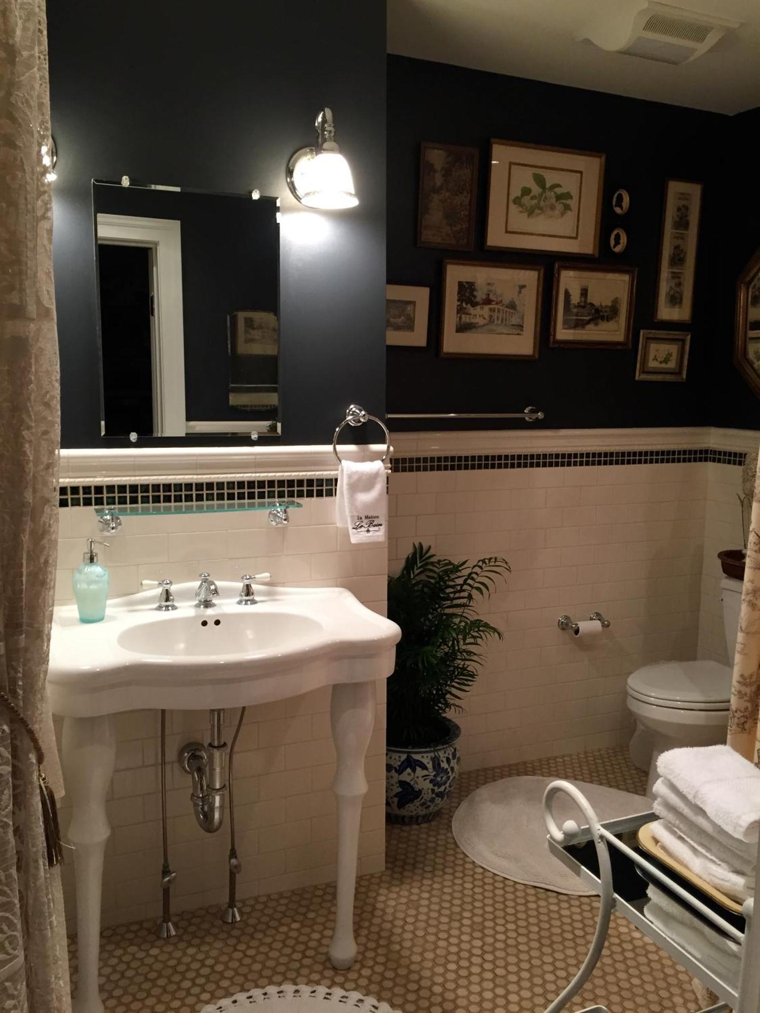 Hilltop House Bed & Breakfast Amenia Екстериор снимка